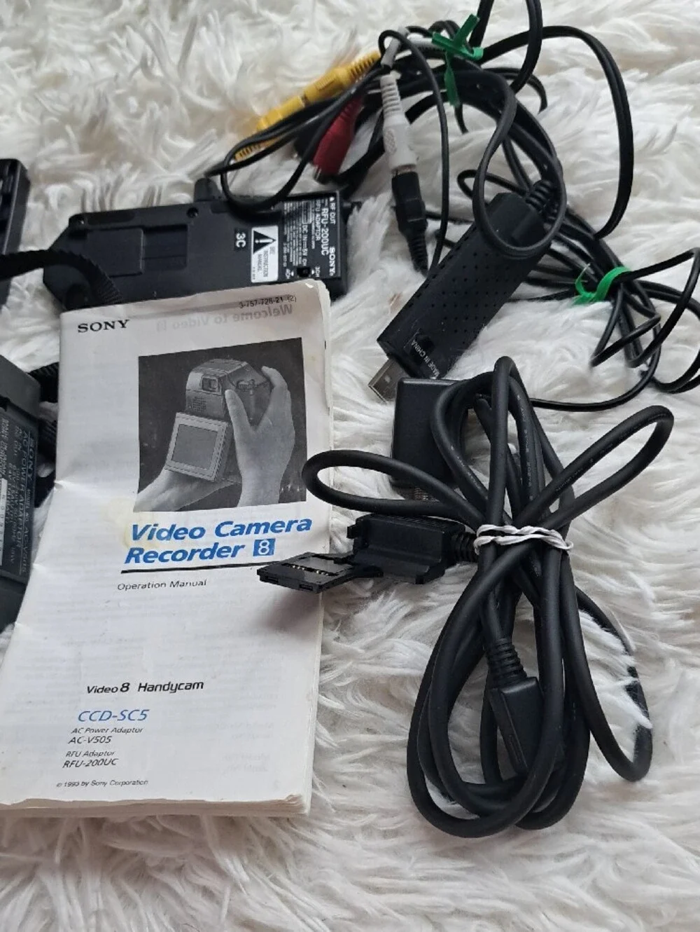 Sony Black Video8 Portable Camcorder with InfoLITHIUM Battery